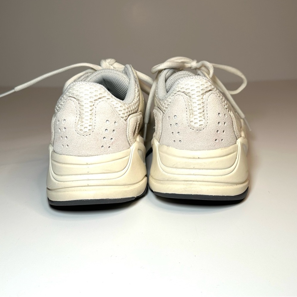 Adidas Yeezy Boost 700 Analog Sneakers Men’s 4.5 or Women’s 6.5 - Picture 5 of 13